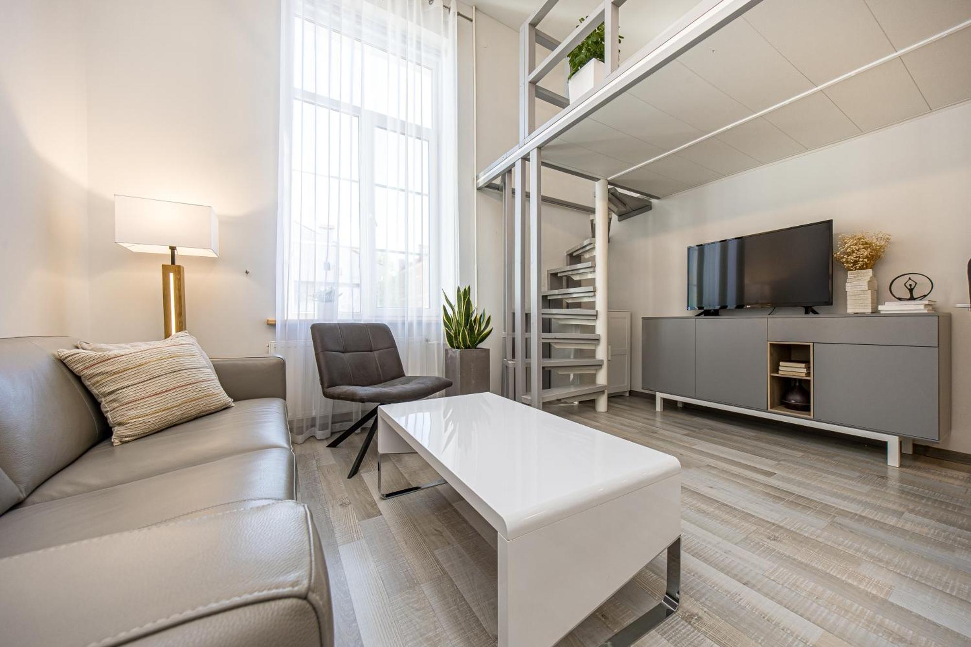 Loft Apartment In Klaipeda Oldtown Exterior photo